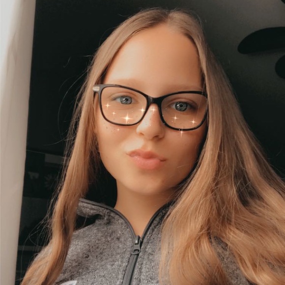 Meet your Posher, Jordan - Picture 3 of 4